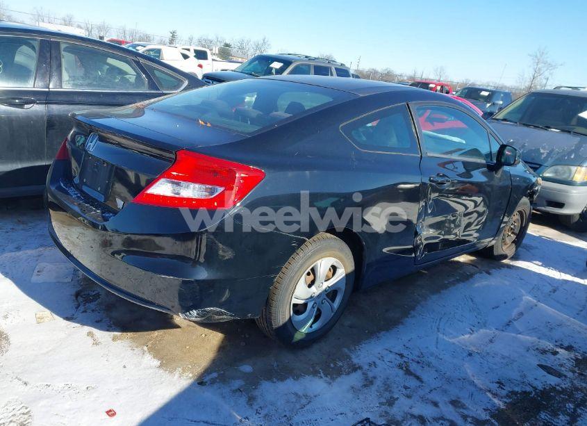 Photo 4 of 2013 Honda Civic LX (VIN 2HGFG3B59DH529191)