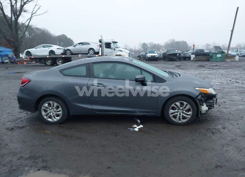 Photo 13 of 2015 Honda Civic LX (VIN 2HGFG3B59FH504472)