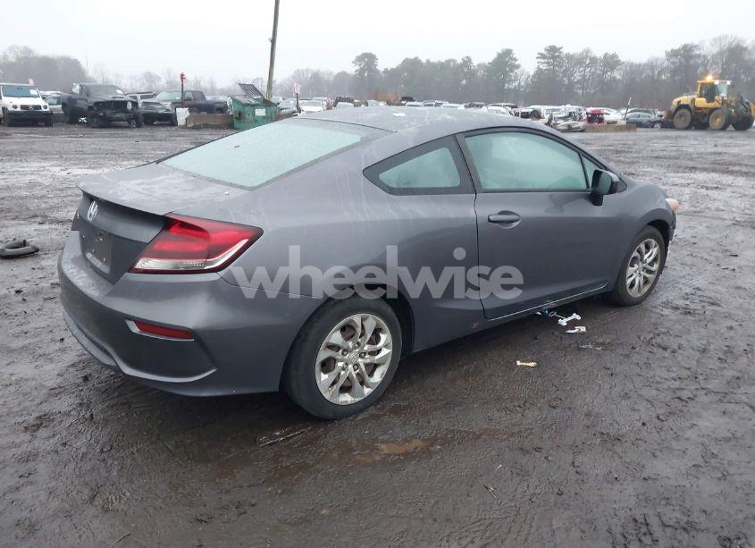 Photo 4 of 2015 Honda Civic LX (VIN 2HGFG3B59FH504472)