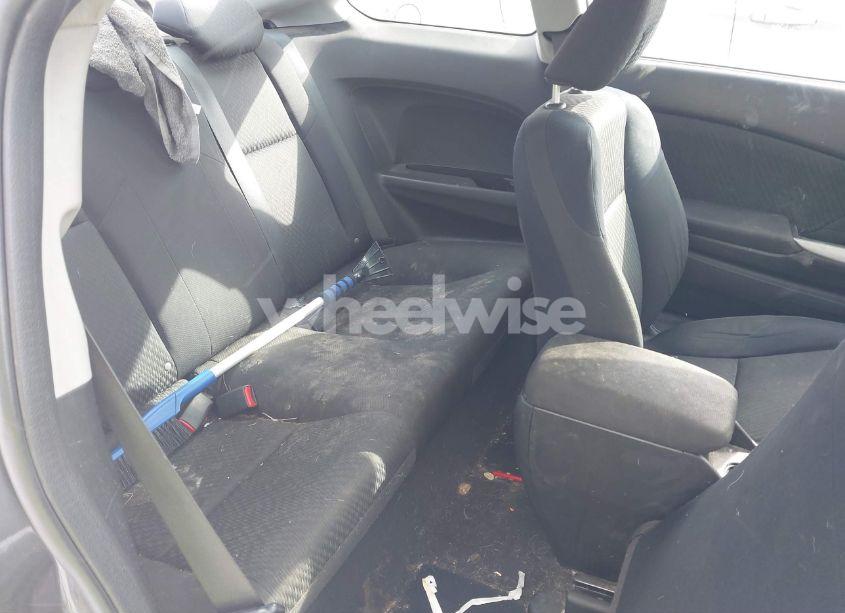 Photo 8 of 2015 Honda Civic LX (VIN 2HGFG3B59FH527699)