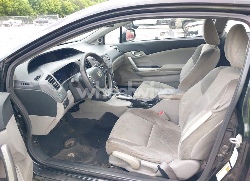 Photo 5 of 2012 Honda Civic LX (VIN 2HGFG3B5XCH512866)