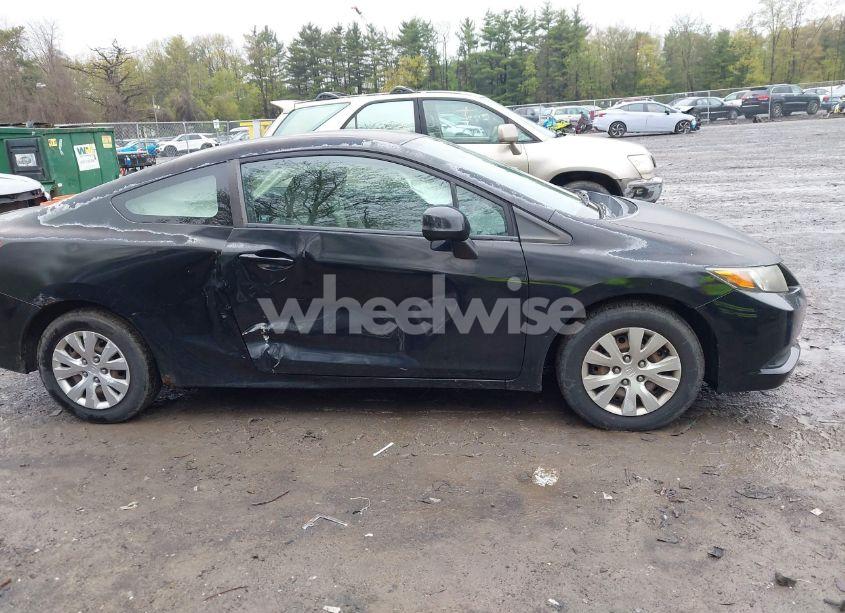 Photo 13 of 2012 Honda Civic LX (VIN 2HGFG3B5XCH551800)