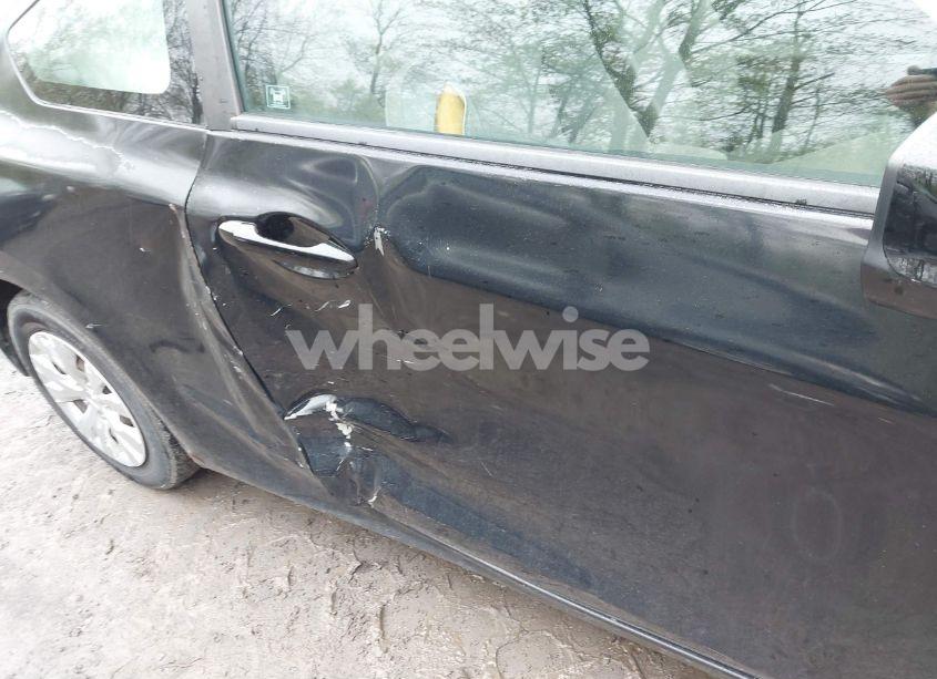 Photo 6 of 2012 Honda Civic LX (VIN 2HGFG3B5XCH551800)