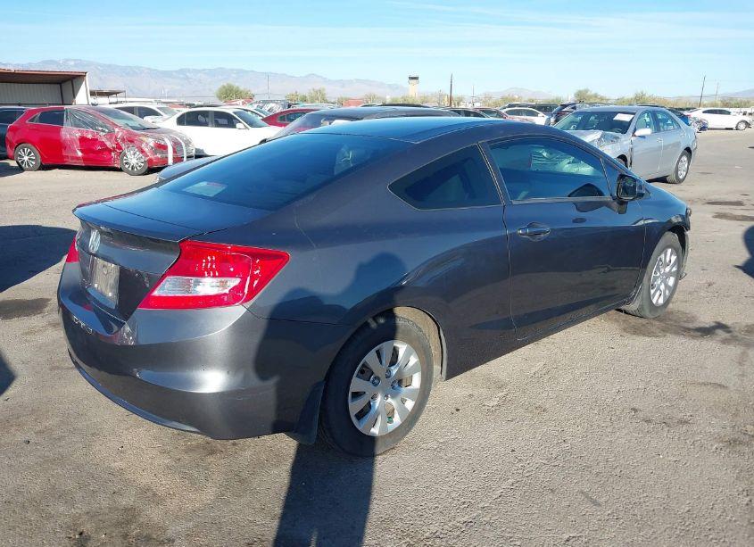 Photo 4 of 2012 Honda Civic LX (VIN 2HGFG3B5XCH553160)