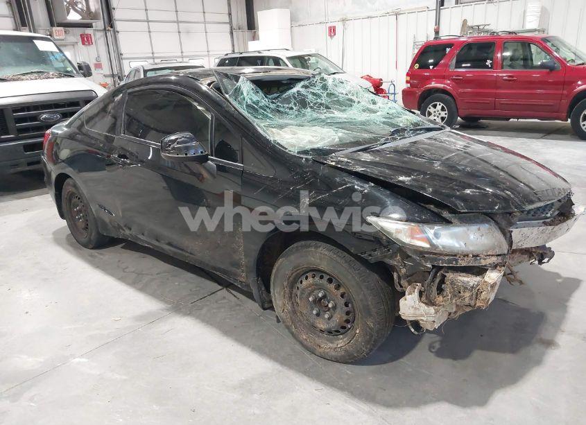 2013 Honda Civic LX (VIN 2HGFG3B5XDH506048) main photo