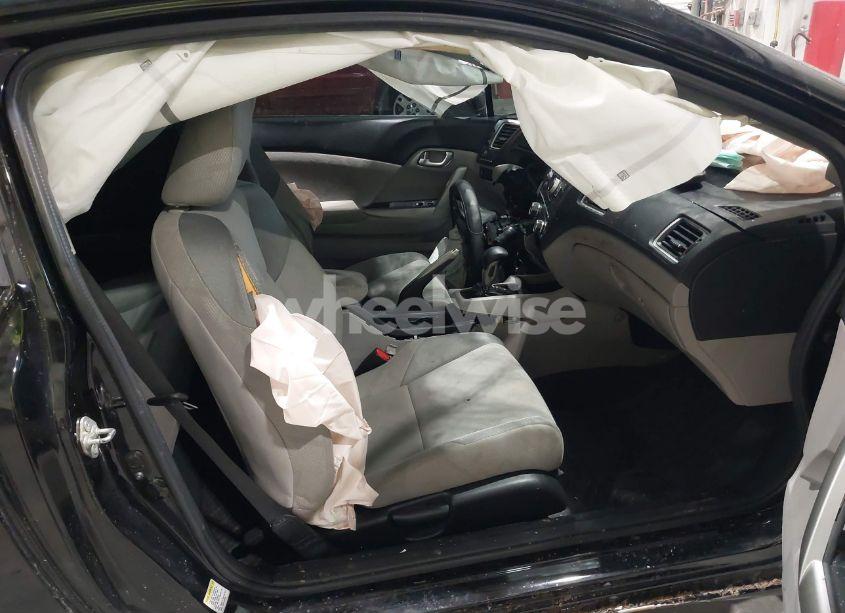 Photo 5 of 2013 Honda Civic LX (VIN 2HGFG3B5XDH506048)