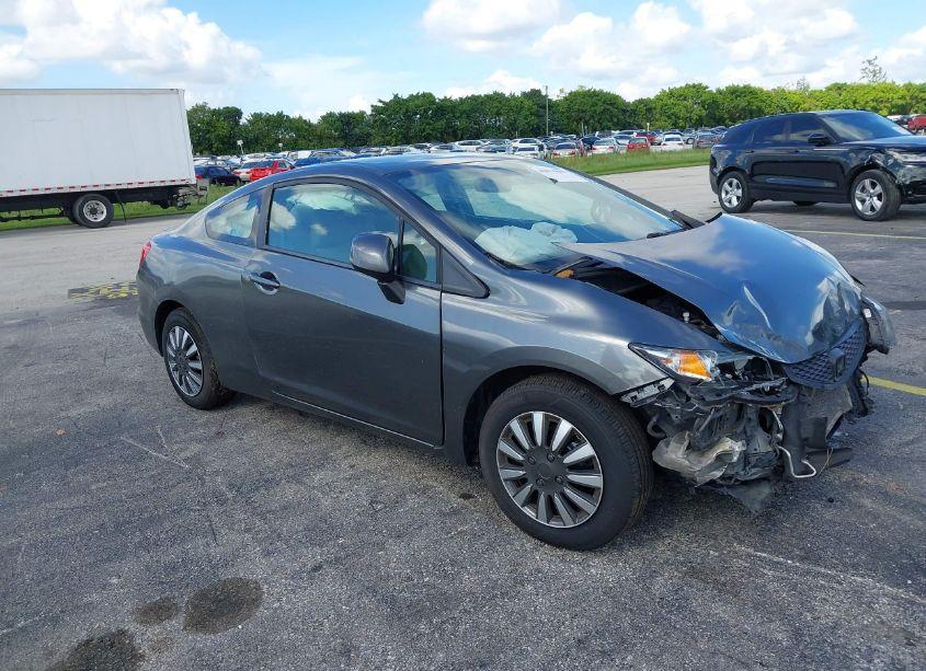 2013 Honda Civic LX (VIN 2HGFG3B5XDH513016) main photo