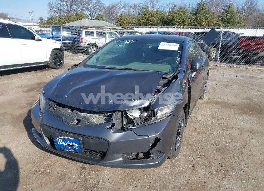 Photo 2 of 2013 Honda Civic LX (VIN 2HGFG3B5XDH520600)