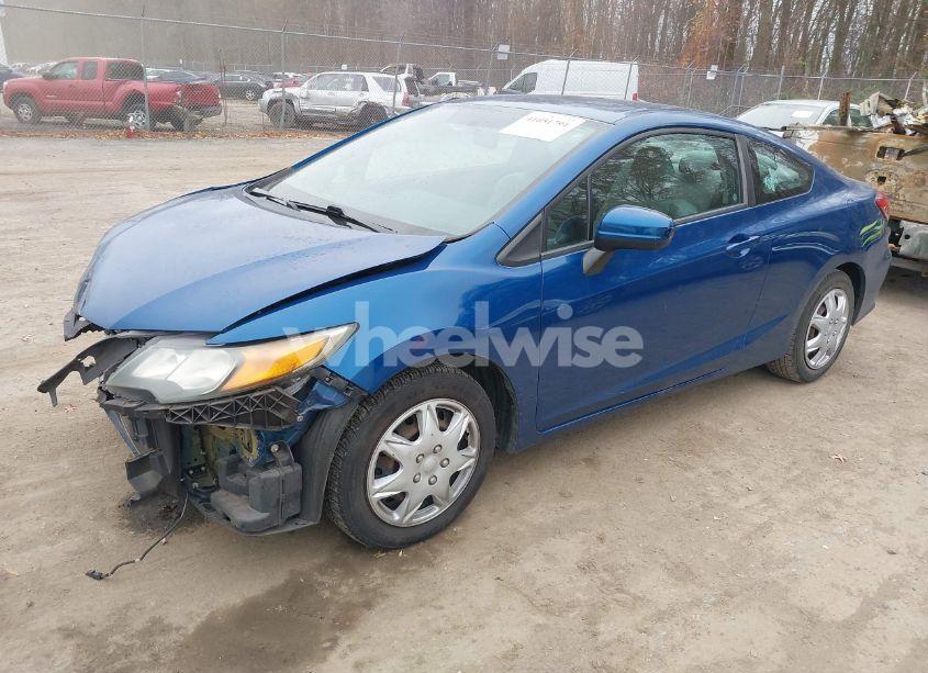 Photo 2 of 2014 Honda Civic LX (VIN 2HGFG3B5XEH508898)