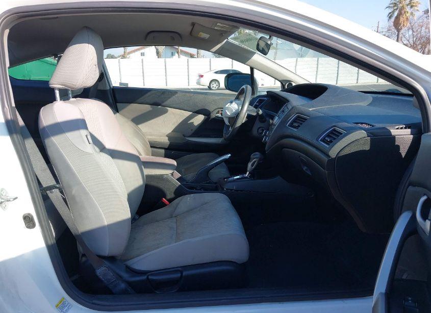 Photo 5 of 2015 Honda Civic LX (VIN 2HGFG3B5XFH504867)