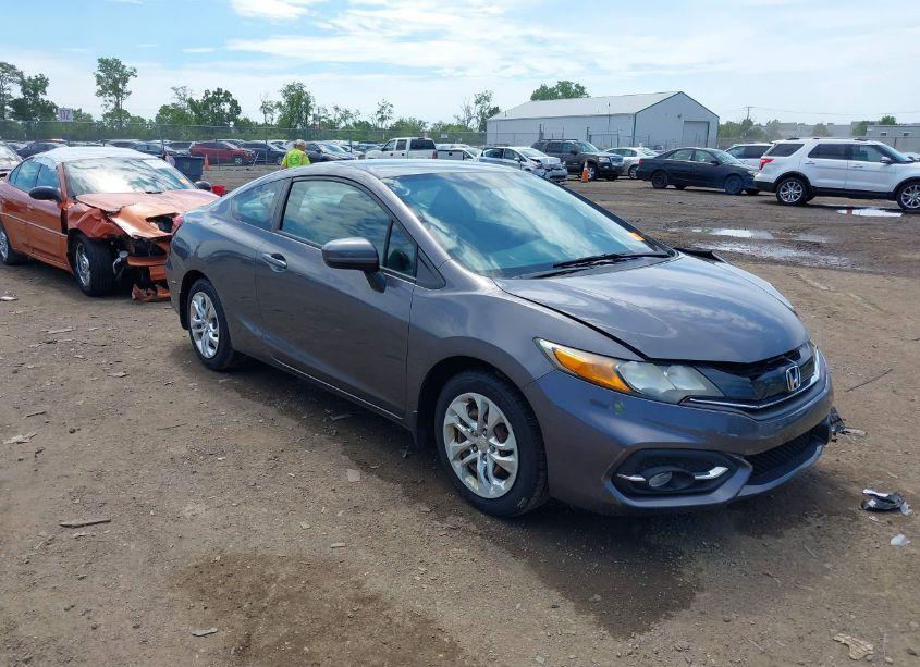 2015 Honda Civic LX (VIN 2HGFG3B5XFH516971) main photo