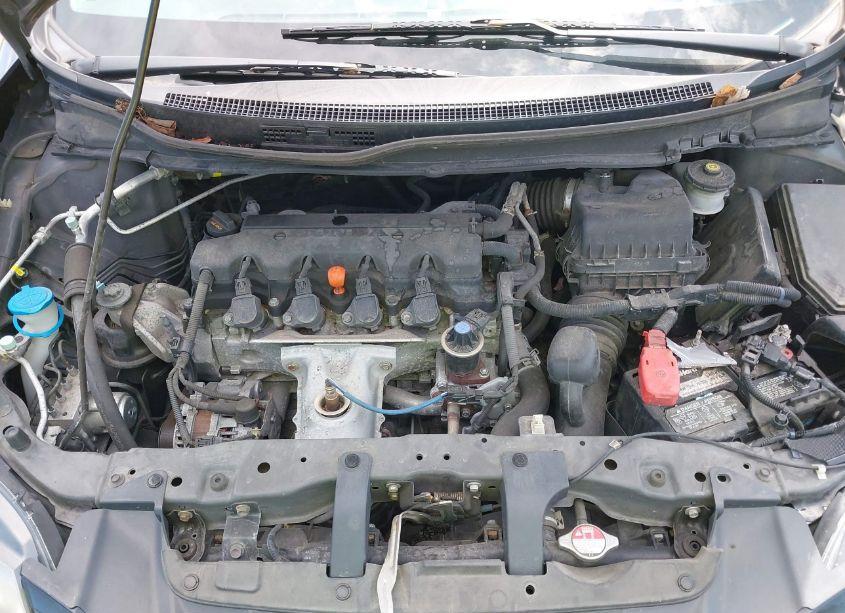 Photo 10 of 2015 Honda Civic LX (VIN 2HGFG3B5XFH516971)