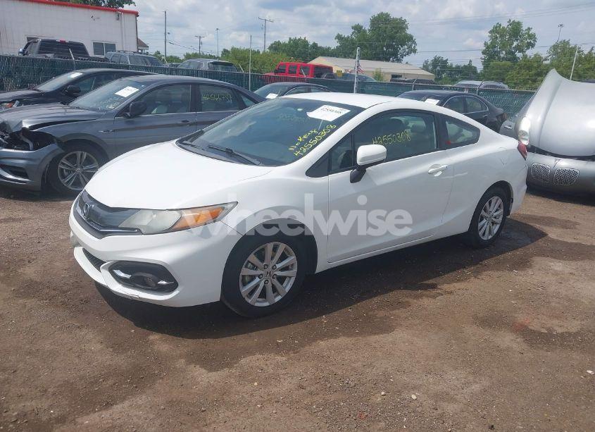 Photo 2 of 2015 Honda Civic LX (VIN 2HGFG3B5XFH517876)