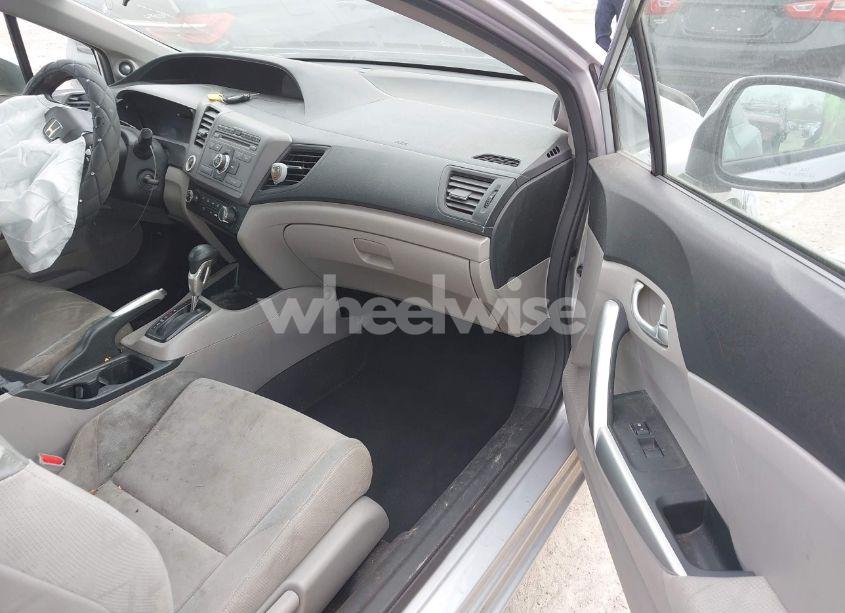 Photo 5 of 2012 Honda Civic EX (VIN 2HGFG3B82CH519496)