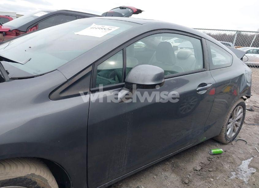 Photo 14 of 2012 Honda Civic EX (VIN 2HGFG3B83CH519913)