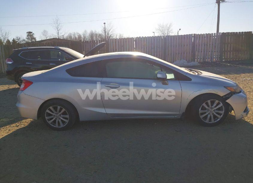 Photo 13 of 2012 Honda Civic CPE (VIN 2HGFG3B88CH519485)