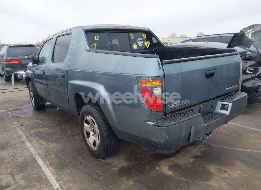 Photo 3 of 2006 Honda Ridgeline RT (VIN 2HJYK16216H522860)