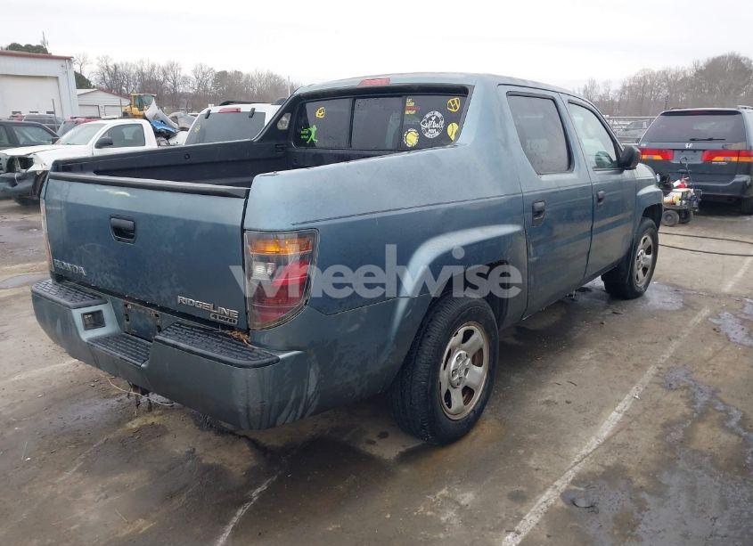 Photo 4 of 2006 Honda Ridgeline RT (VIN 2HJYK16216H522860)