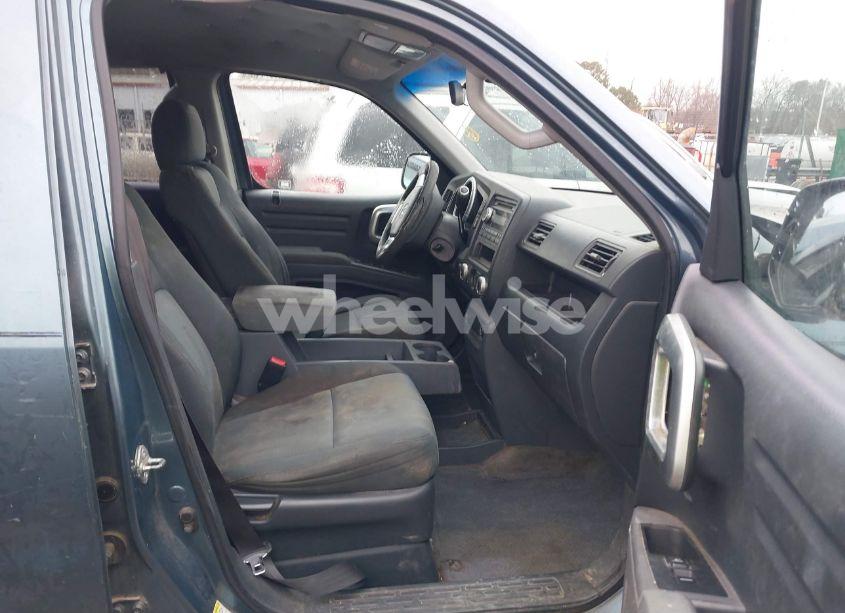 Photo 5 of 2006 Honda Ridgeline RT (VIN 2HJYK16216H522860)