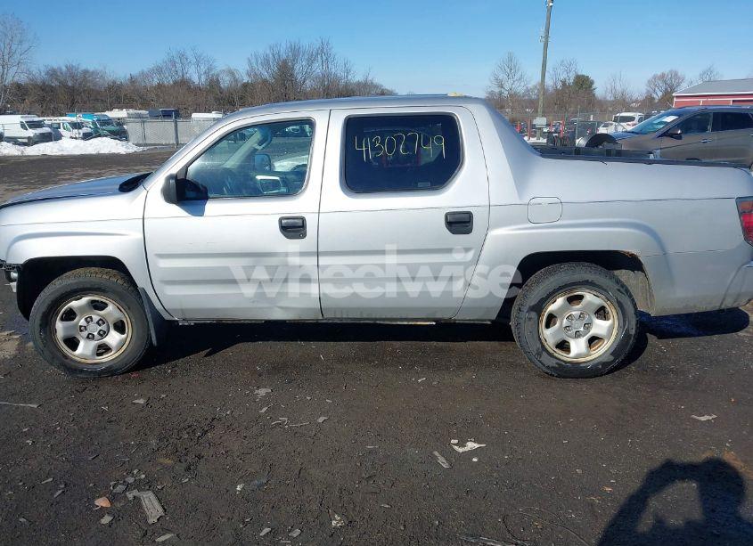 Photo 15 of 2006 Honda Ridgeline RT (VIN 2HJYK16216H560234)