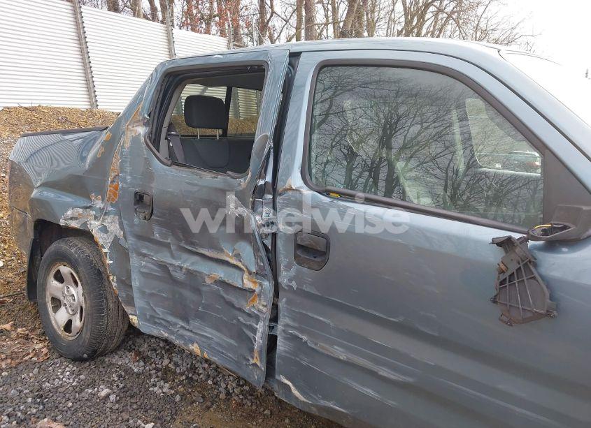 Photo 6 of 2007 Honda Ridgeline RT (VIN 2HJYK16217H551910)