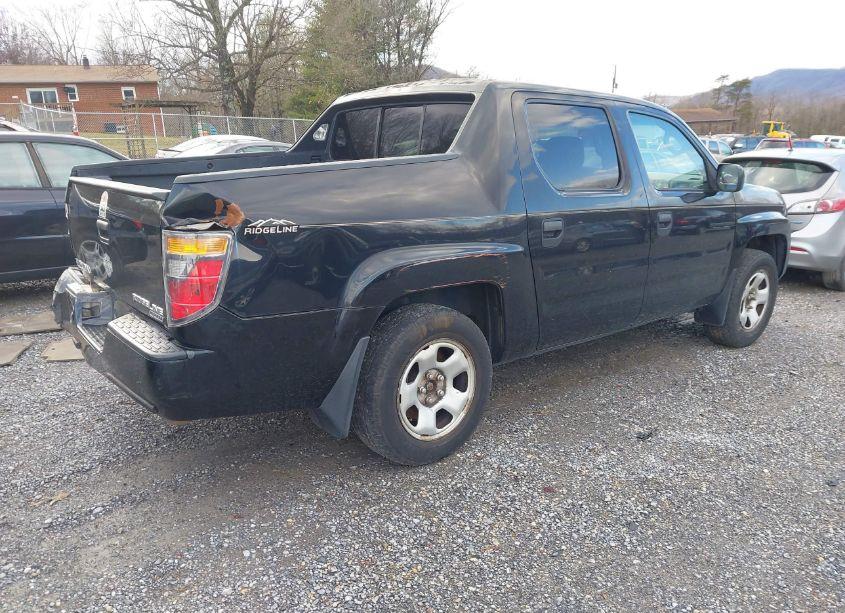 Photo 4 of 2006 Honda Ridgeline RT (VIN 2HJYK16226H575518)