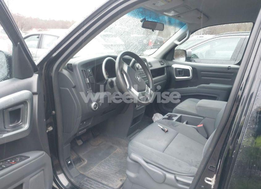 Photo 5 of 2008 Honda Ridgeline RT (VIN 2HJYK16228H538231)