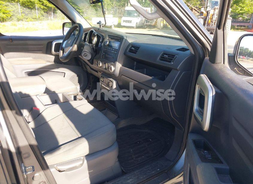 Photo 5 of 2008 Honda Ridgeline RT (VIN 2HJYK16238H501799)