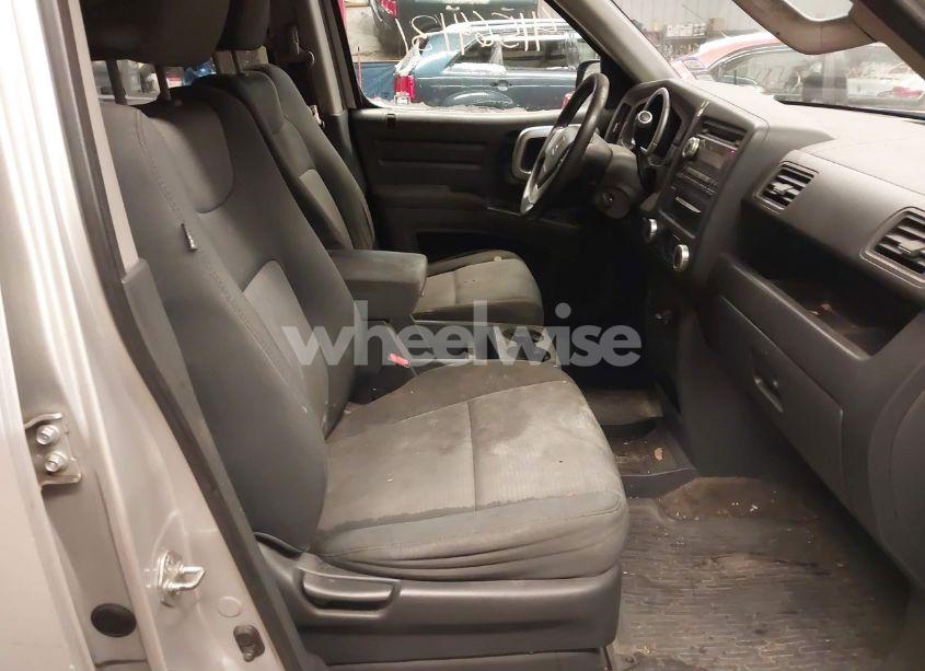 Photo 5 of 2006 Honda Ridgeline RT (VIN 2HJYK16246H543685)