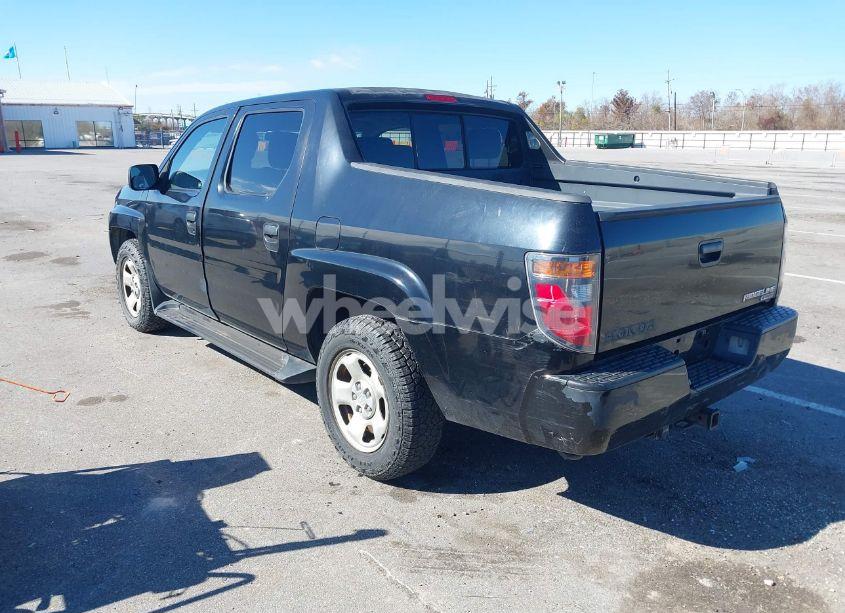 Photo 3 of 2006 Honda Ridgeline RT (VIN 2HJYK16246H551558)