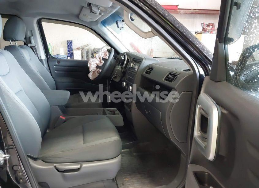 Photo 5 of 2008 Honda Ridgeline RT (VIN 2HJYK16248H529756)