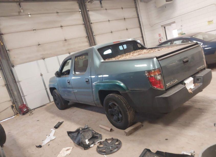 Photo 3 of 2006 Honda Ridgeline RT (VIN 2HJYK16256H575478)