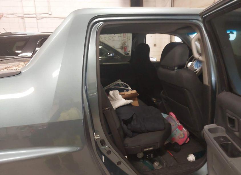 Photo 8 of 2006 Honda Ridgeline RT (VIN 2HJYK16256H575478)