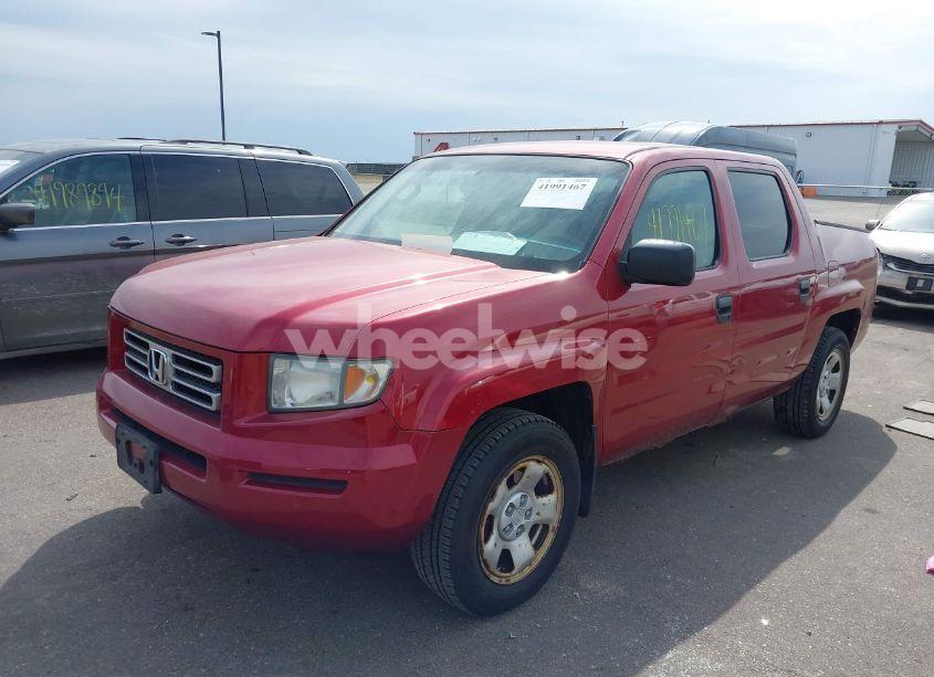 Photo 2 of 2006 Honda Ridgeline RT (VIN 2HJYK16266H531506)