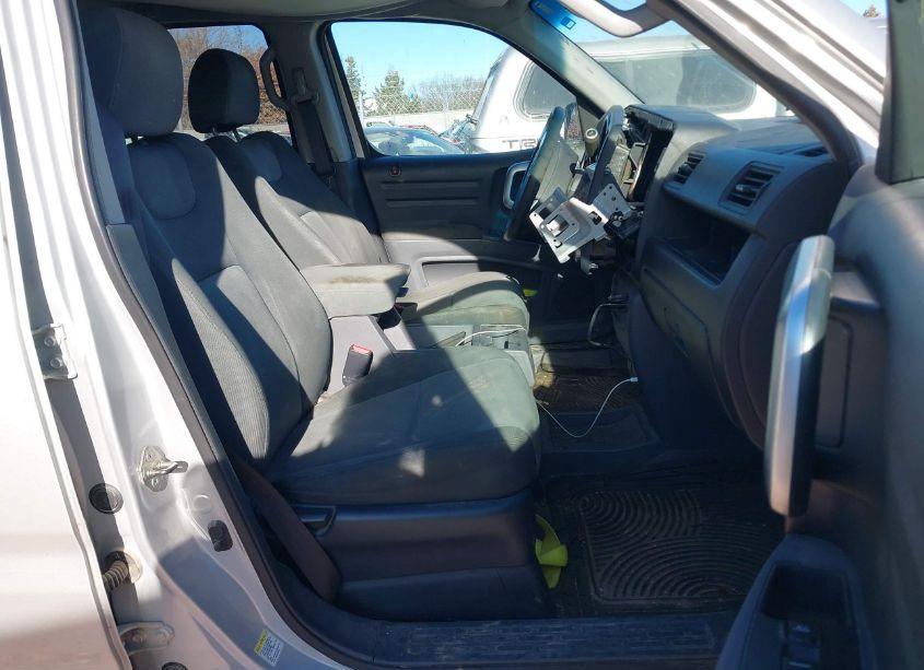 Photo 5 of 2006 Honda Ridgeline RT (VIN 2HJYK16276H551537)