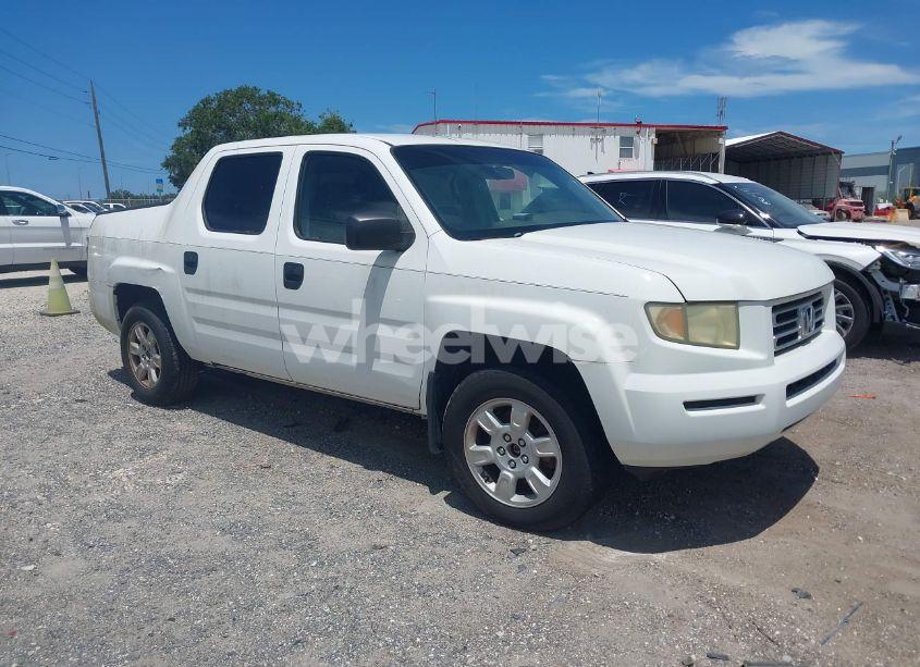 2006 Honda Ridgeline RT (VIN 2HJYK16276H554227) main photo