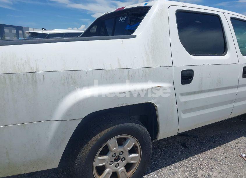 Photo 12 of 2006 Honda Ridgeline RT (VIN 2HJYK16276H554227)