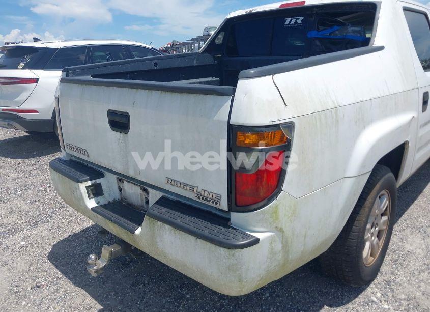 Photo 13 of 2006 Honda Ridgeline RT (VIN 2HJYK16276H554227)