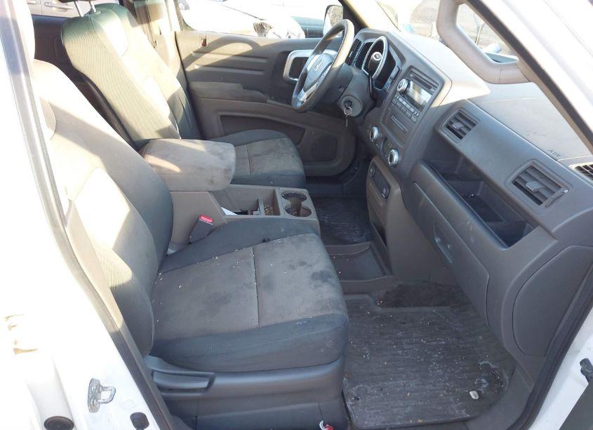 Photo 5 of 2006 Honda Ridgeline RT (VIN 2HJYK16286H546475)