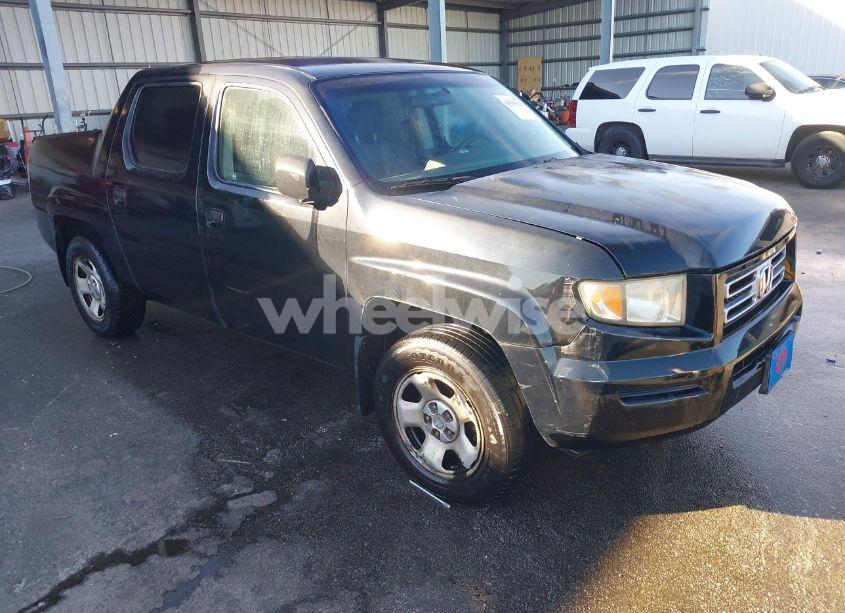 2007 Honda Ridgeline RT (VIN 2HJYK162X7H549735) main photo