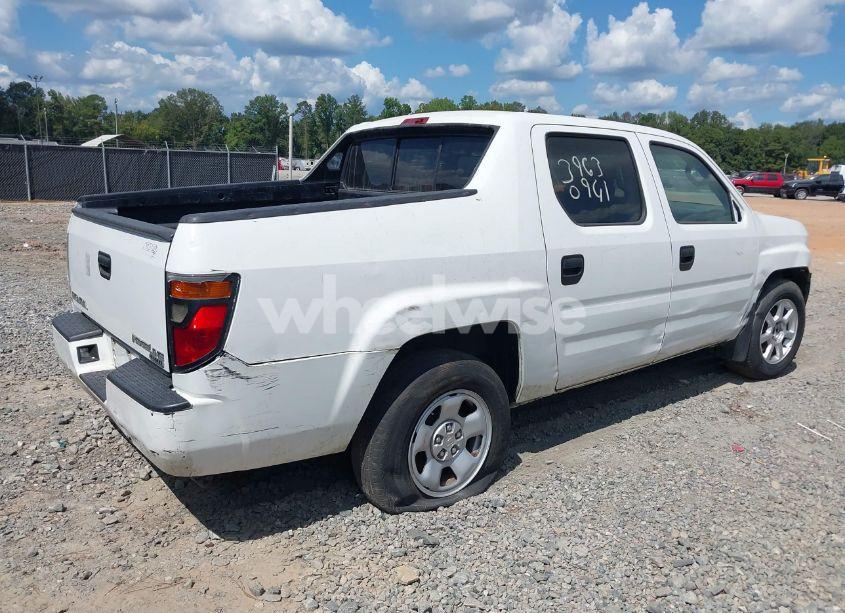 Photo 4 of 2008 Honda Ridgeline RT (VIN 2HJYK162X8H521287)
