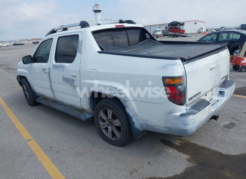 Photo 3 of 2007 Honda Ridgeline RTX (VIN 2HJYK16307H544780)