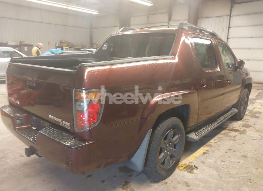 Photo 4 of 2007 Honda Ridgeline RTX (VIN 2HJYK163X7H550649)