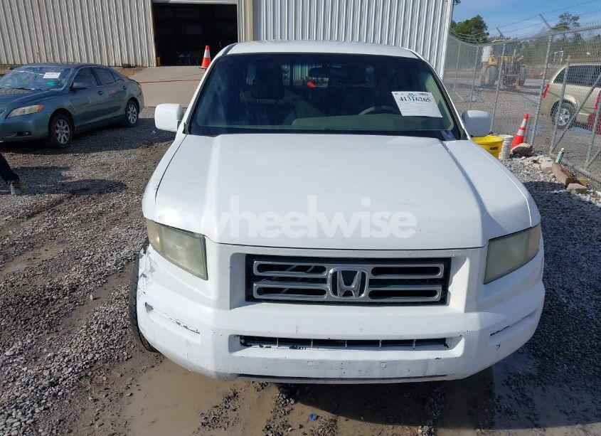 Photo 12 of 2006 Honda Ridgeline RTS (VIN 2HJYK16406H535102)