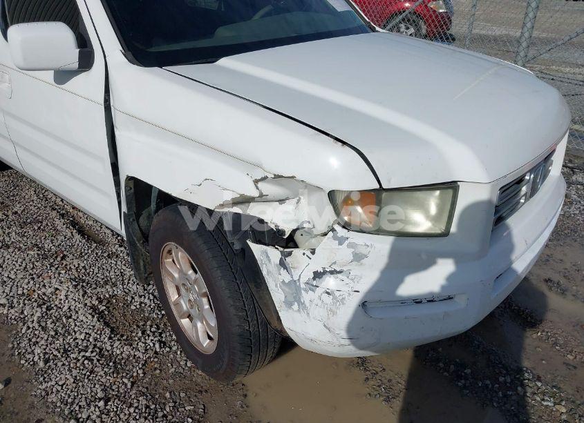 Photo 6 of 2006 Honda Ridgeline RTS (VIN 2HJYK16406H535102)