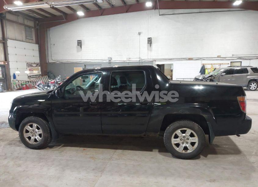 Photo 14 of 2008 Honda Ridgeline RTS (VIN 2HJYK16408H519064)