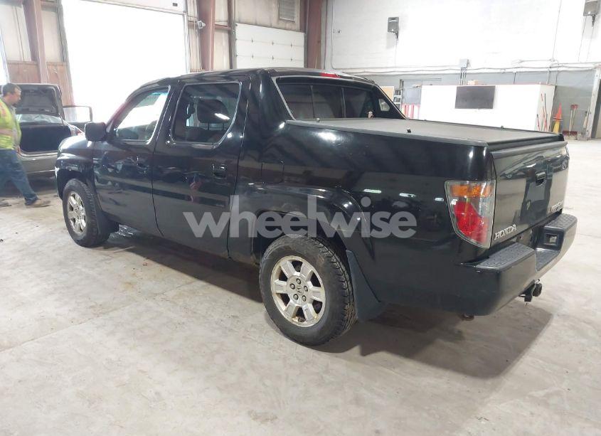 Photo 3 of 2008 Honda Ridgeline RTS (VIN 2HJYK16408H519064)