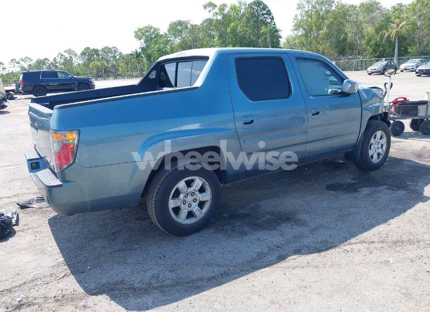 Photo 4 of 2006 Honda Ridgeline RTS (VIN 2HJYK16416H555455)