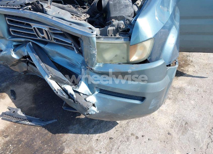 Photo 6 of 2006 Honda Ridgeline RTS (VIN 2HJYK16416H555455)