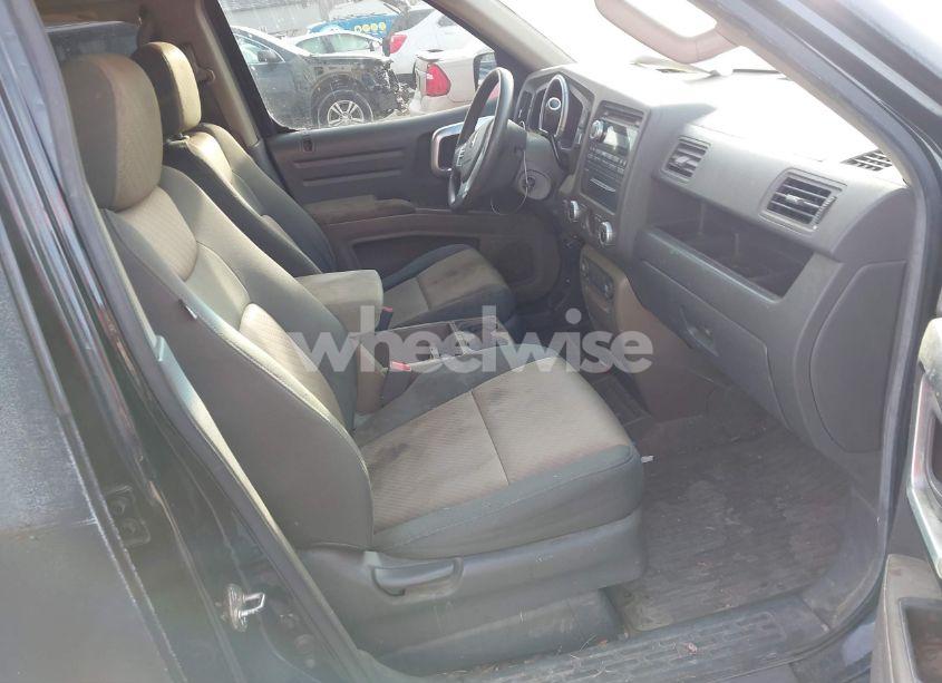 Photo 5 of 2006 Honda Ridgeline RTS (VIN 2HJYK16426H526529)